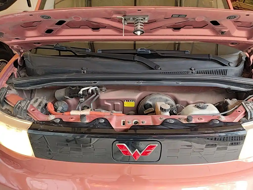 Wuling MINIEV — миниатюра 20