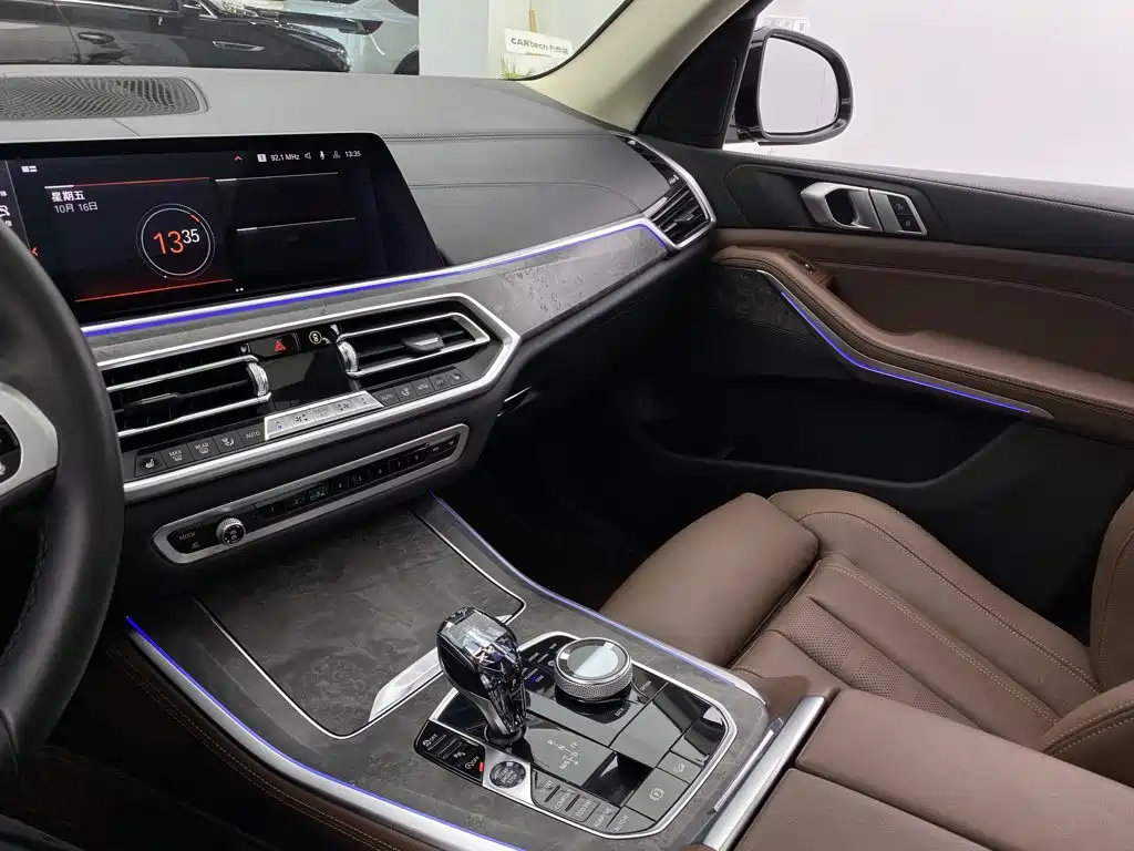BMW X5 (Import) — миниатюра 24