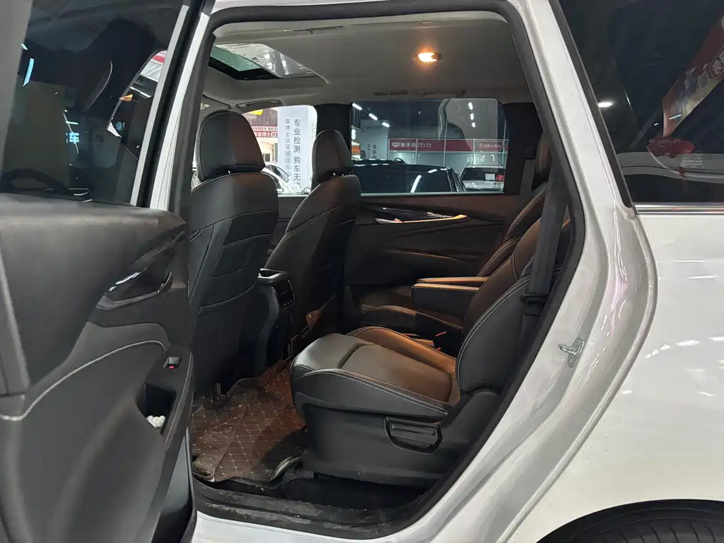 Maxus G50 2023 PLUS 1.5T AT
