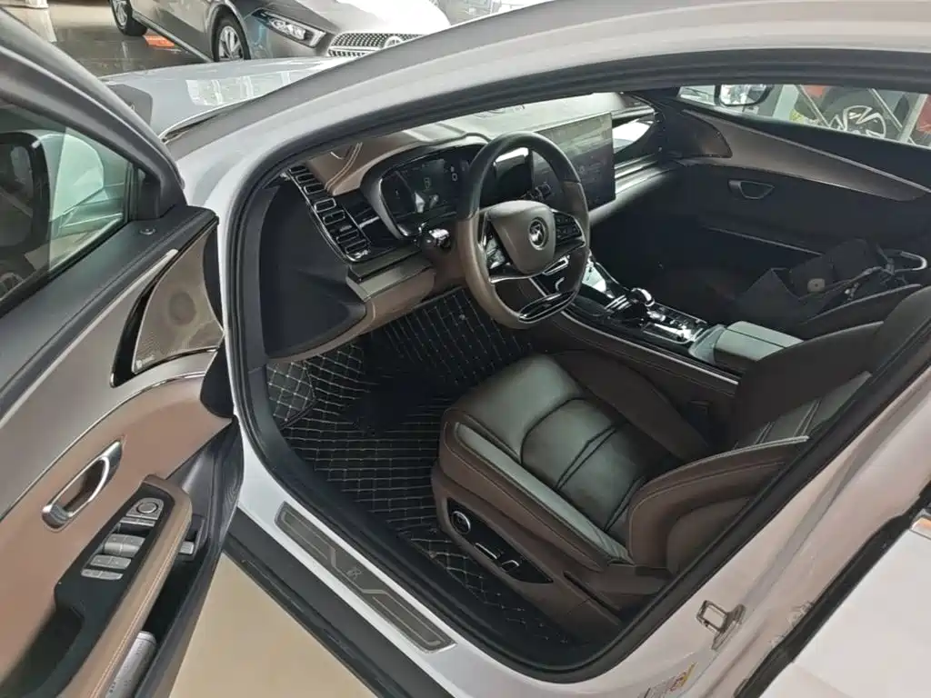 BYD Han — миниатюра 16