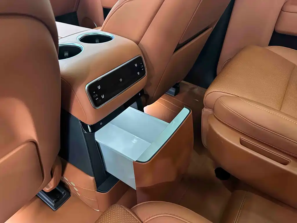 Li Auto Li L9 — миниатюра 13