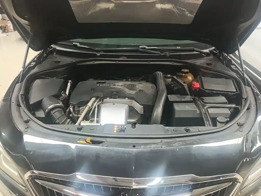 Buick LaCrosse — миниатюра 18