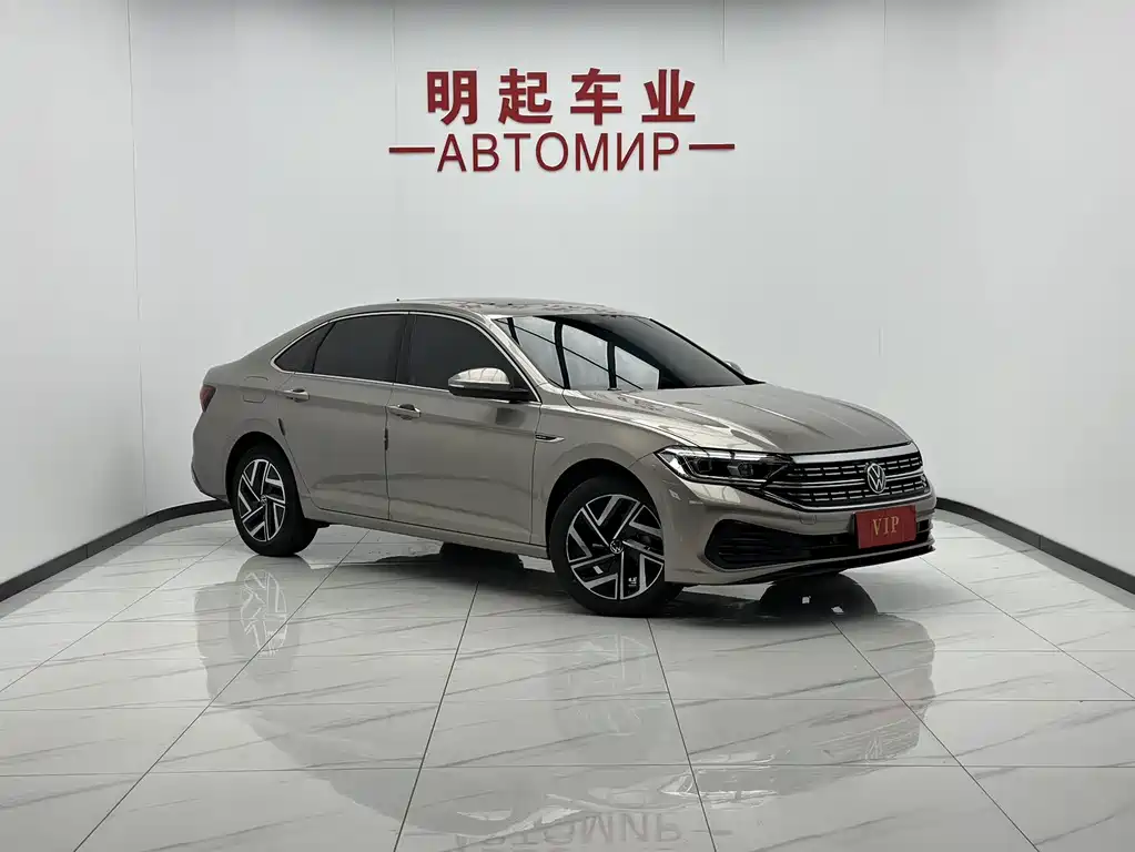 Volkswagen Sagitar — миниатюра 2
