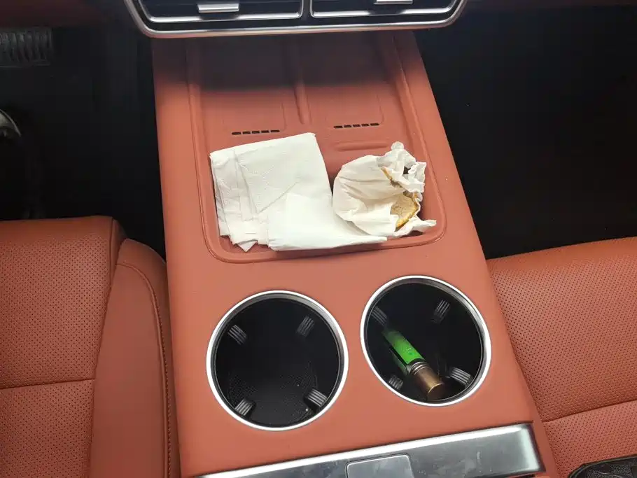Li Auto Li L9 — миниатюра 16