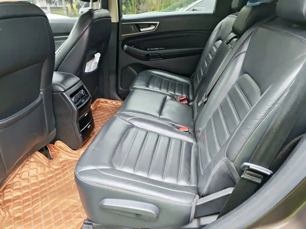 Ford Edge — миниатюра 18