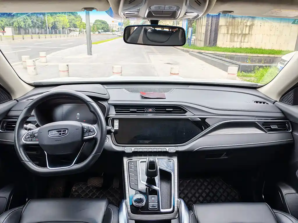 Geely Boyue 2022 X 1.8TD DCT