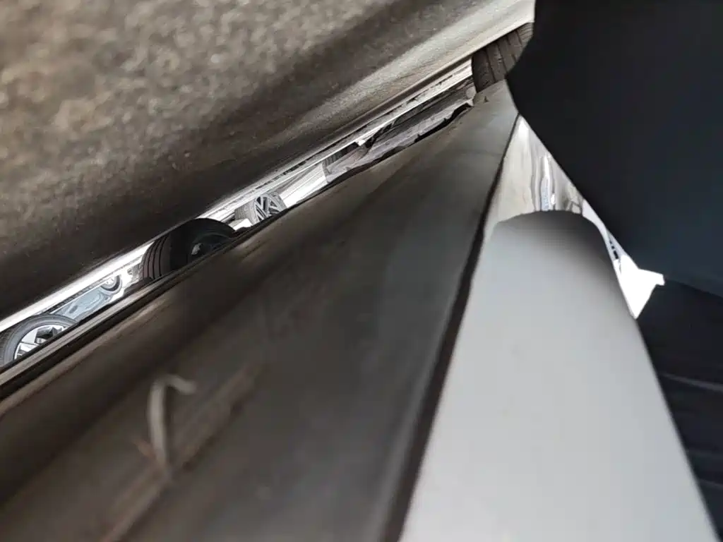 Tesla Model 3 — миниатюра 21
