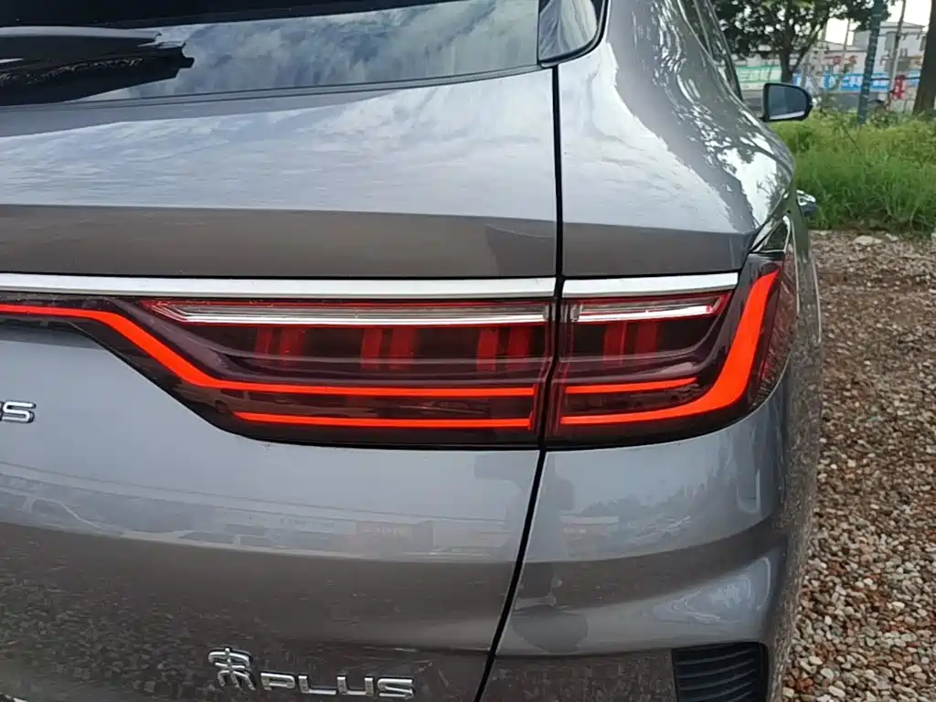 BYD PLUS New Energy — миниатюра 8