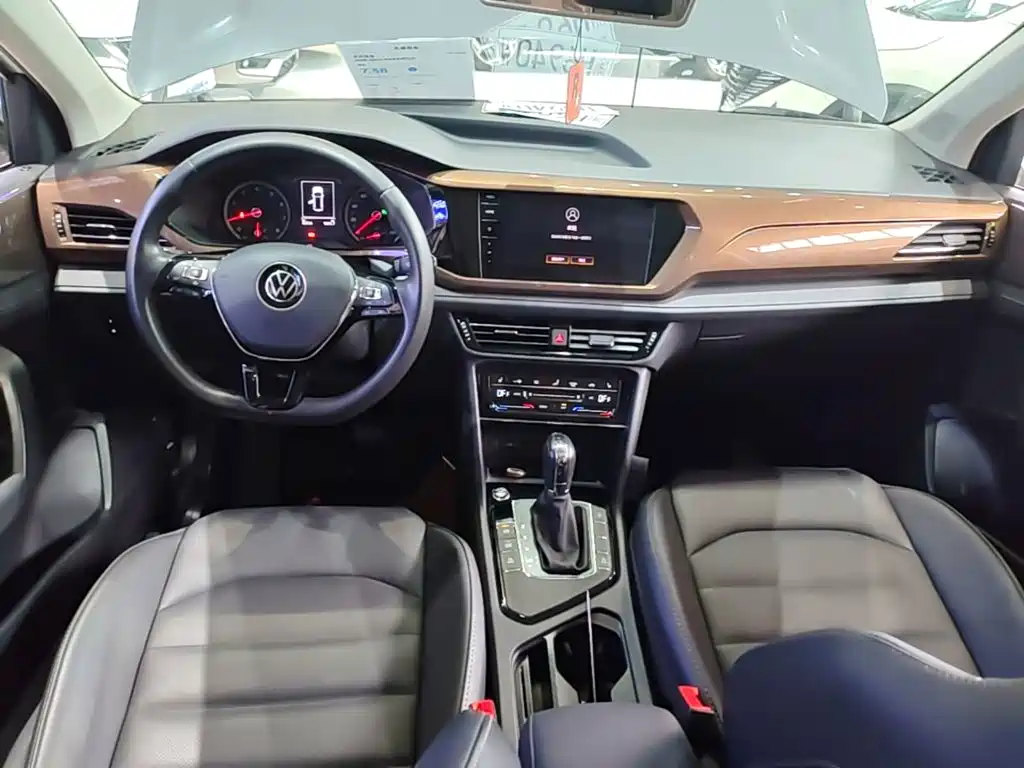 Volkswagen Tharu — миниатюра 10
