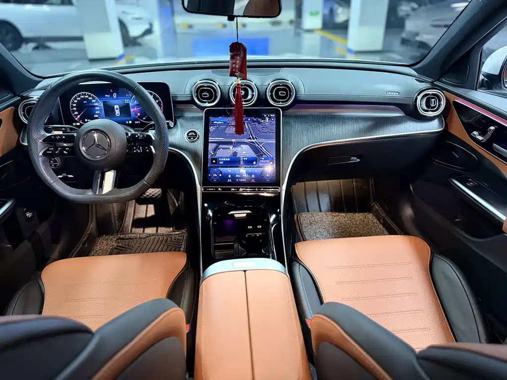Mercedes-Benz C-Class — миниатюра 10
