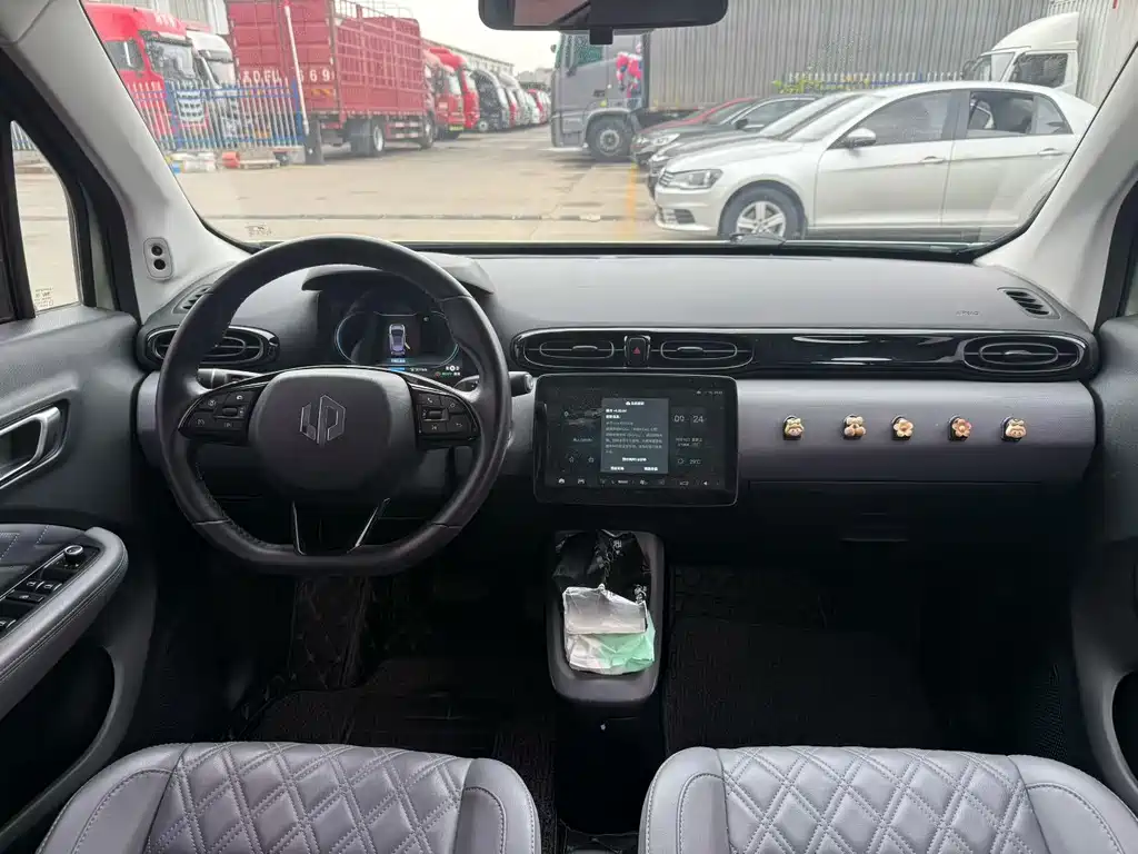 Leapmotor Leapmotor T03 — миниатюра 7