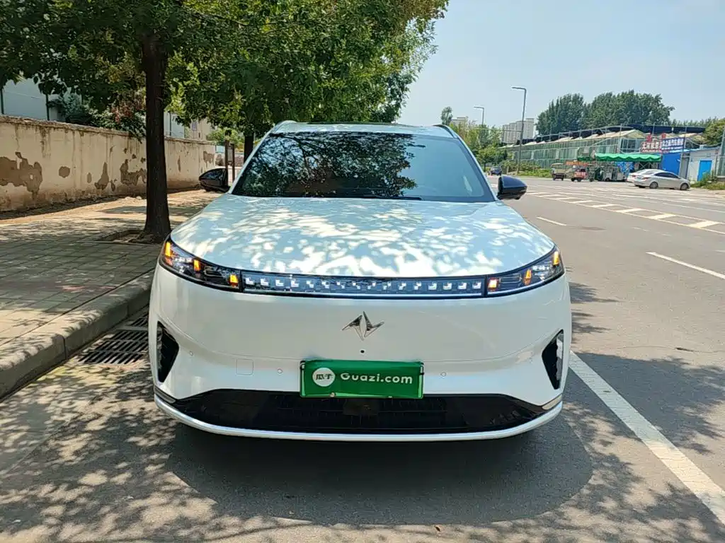 Dongfeng eπ008 2026 мест