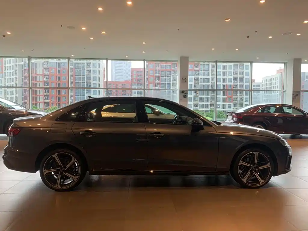 Audi A4L — миниатюра 3