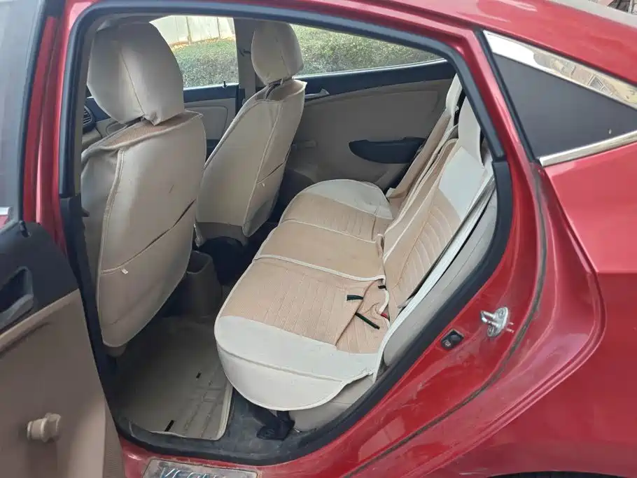 Hyundai Verna — миниатюра 11