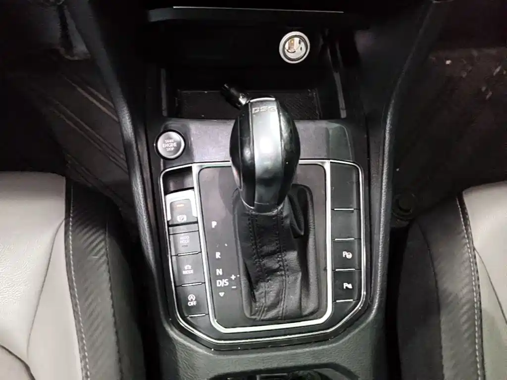 Volkswagen Golf Sportsvan — миниатюра 14
