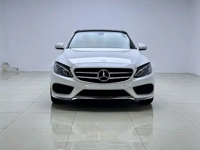 Mercedes-Benz C-Class — миниатюра 2