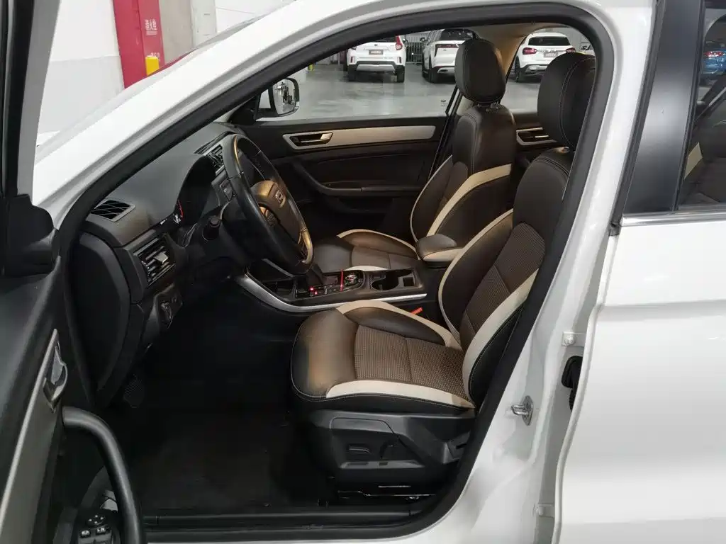 Qoros Qoros 5 — миниатюра 10