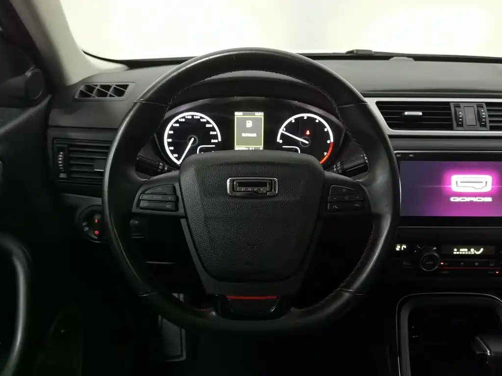 Qoros Qoros 5 — миниатюра 11