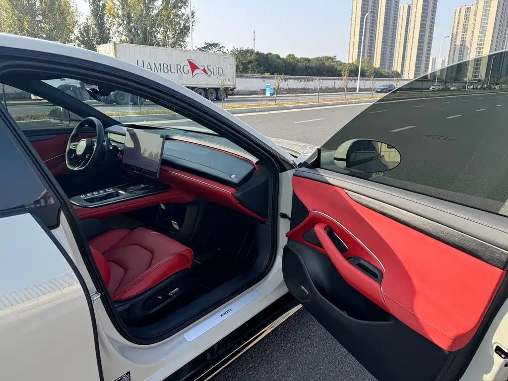 XIAOMI CAR XIAOMI SU7