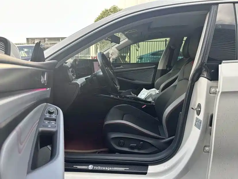 Volkswagen Lamando 2022 L 280TSI DSG