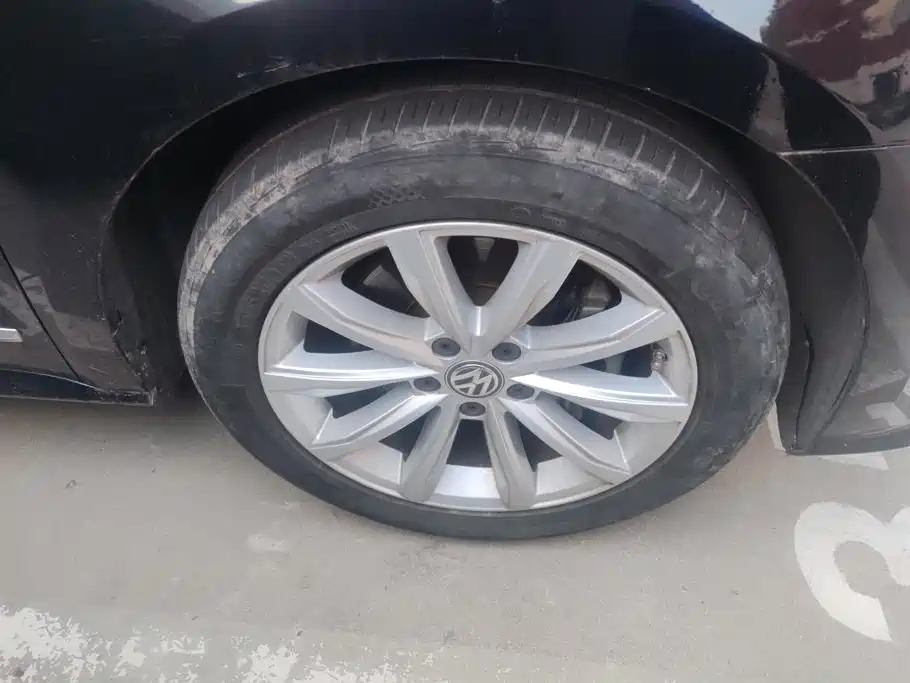 Volkswagen Passat — миниатюра 6