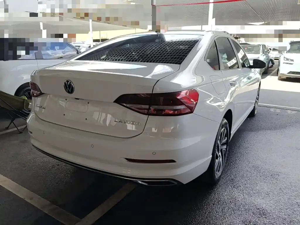 Volkswagen Lavida — миниатюра 7
