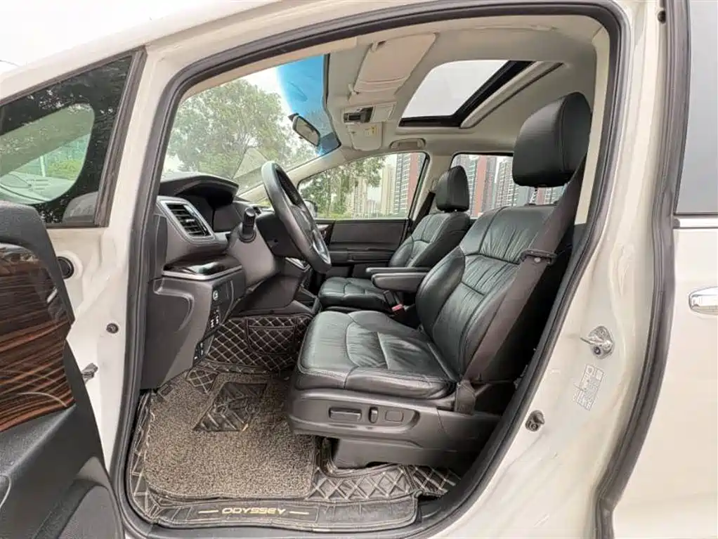 Honda Odyssey 2018 2.4L Luxury