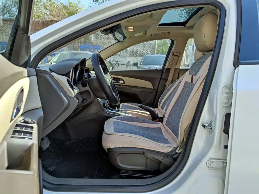 Chevrolet Cruze — миниатюра 7