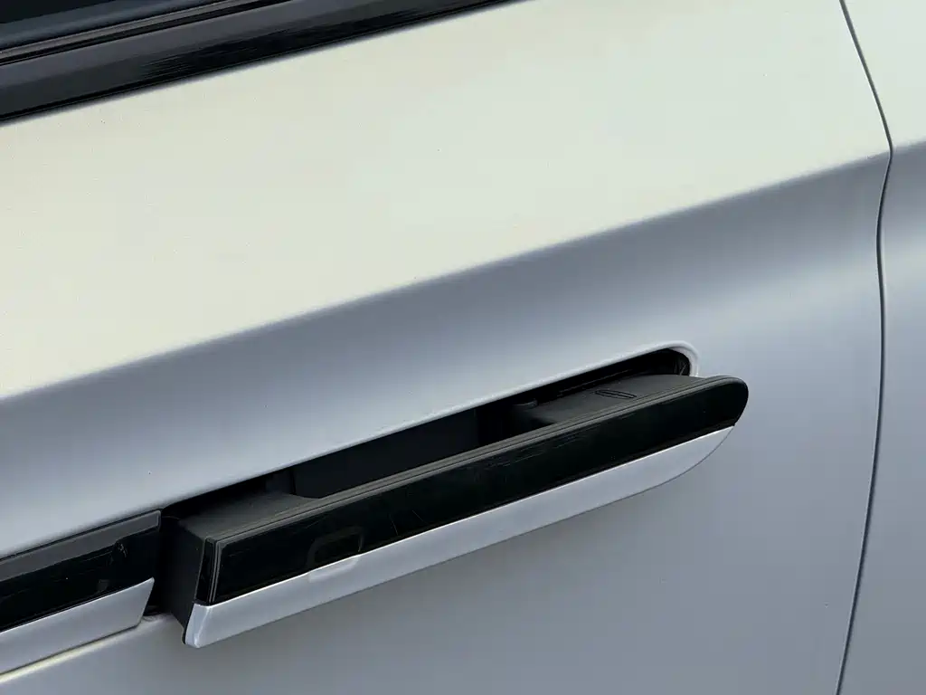 Lincoln Z — миниатюра 7