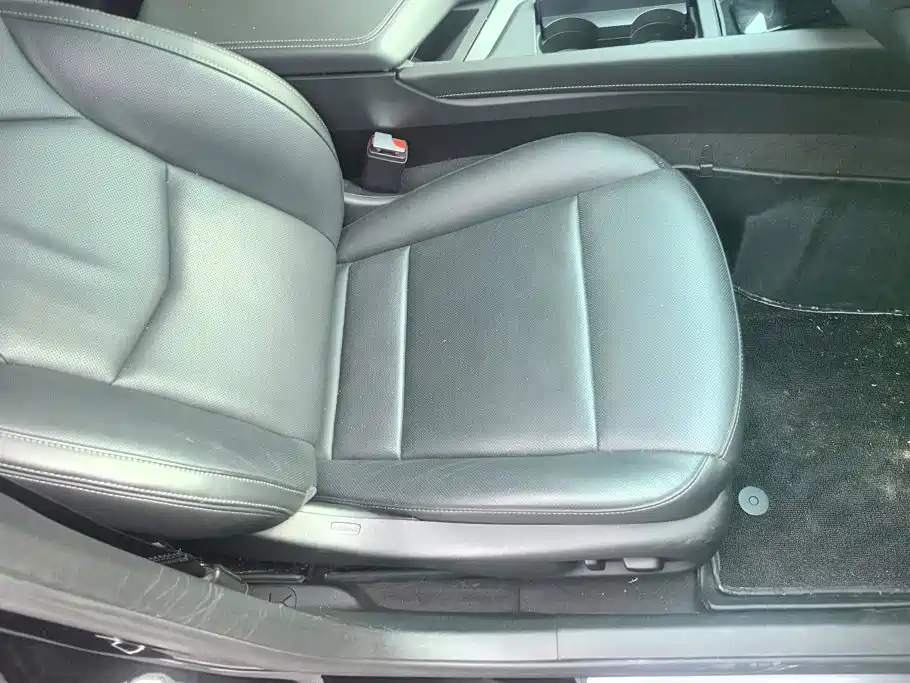 Cadillac CT5 — миниатюра 8