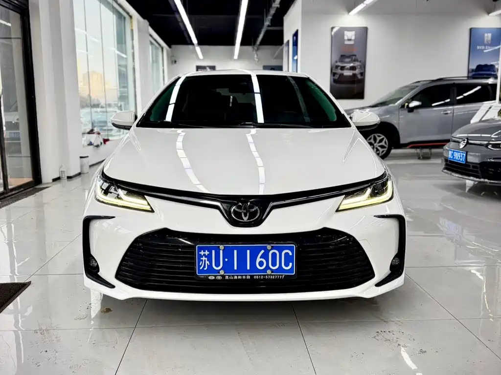TOYOTA COROLLA