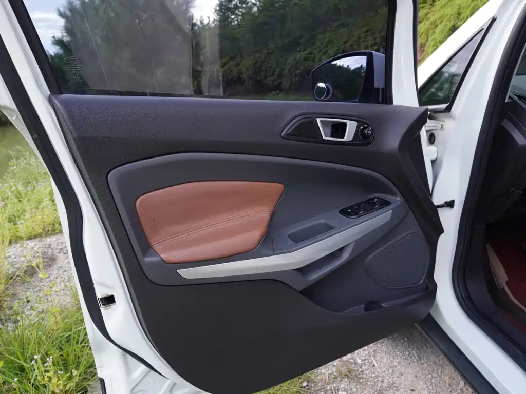 Ford Ecosport — миниатюра 4