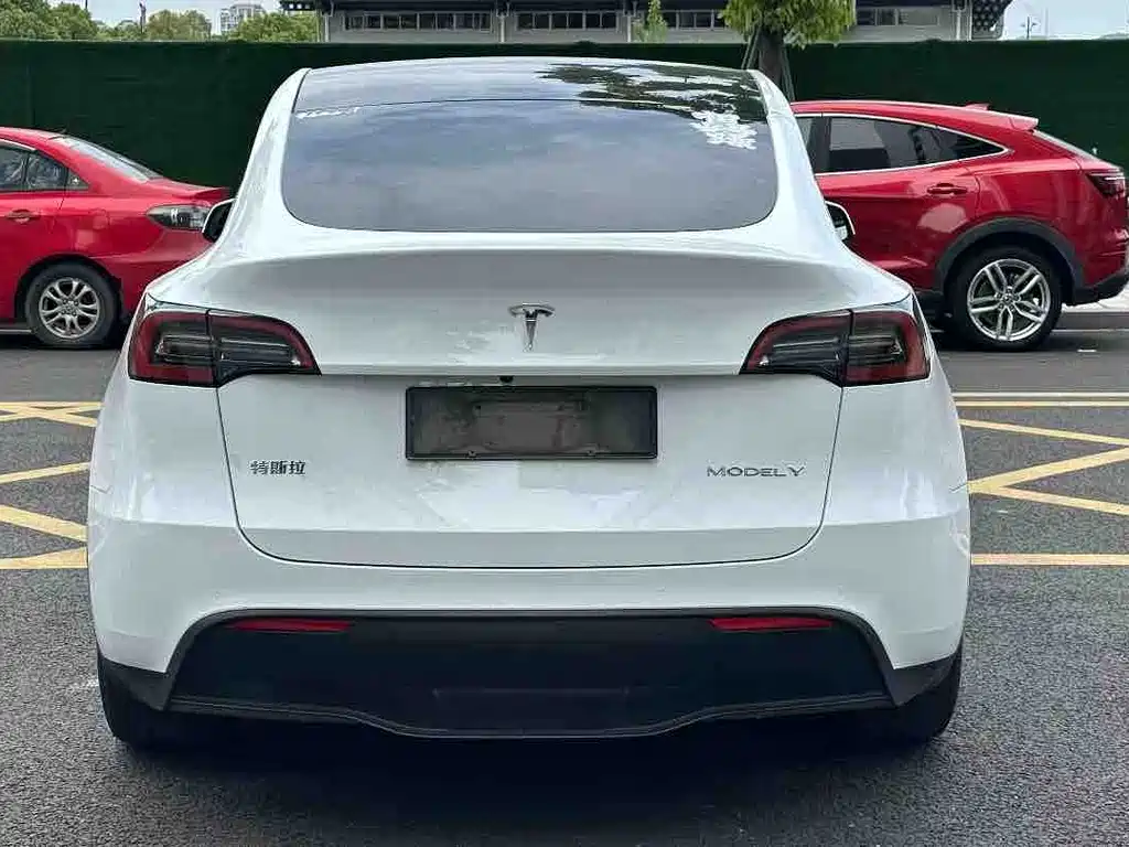 Tesla Model Y — фотографии объявления, Фото 9