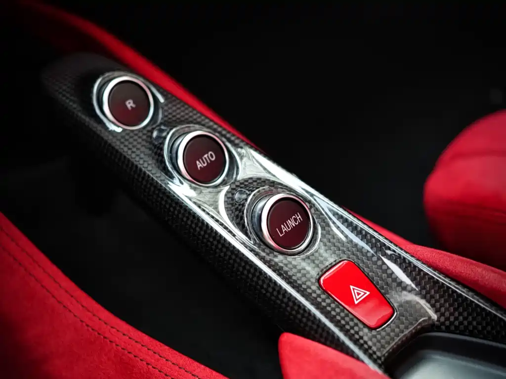 Ferrari F8 — миниатюра 17