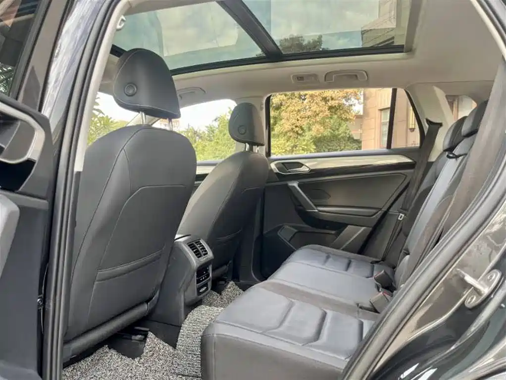 Volkswagen Tayron 2021 330TSI Luxury Smart Connect