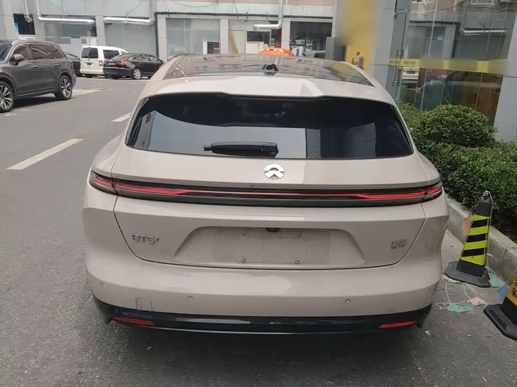 NIO ET5T 2025 75kWh Touring