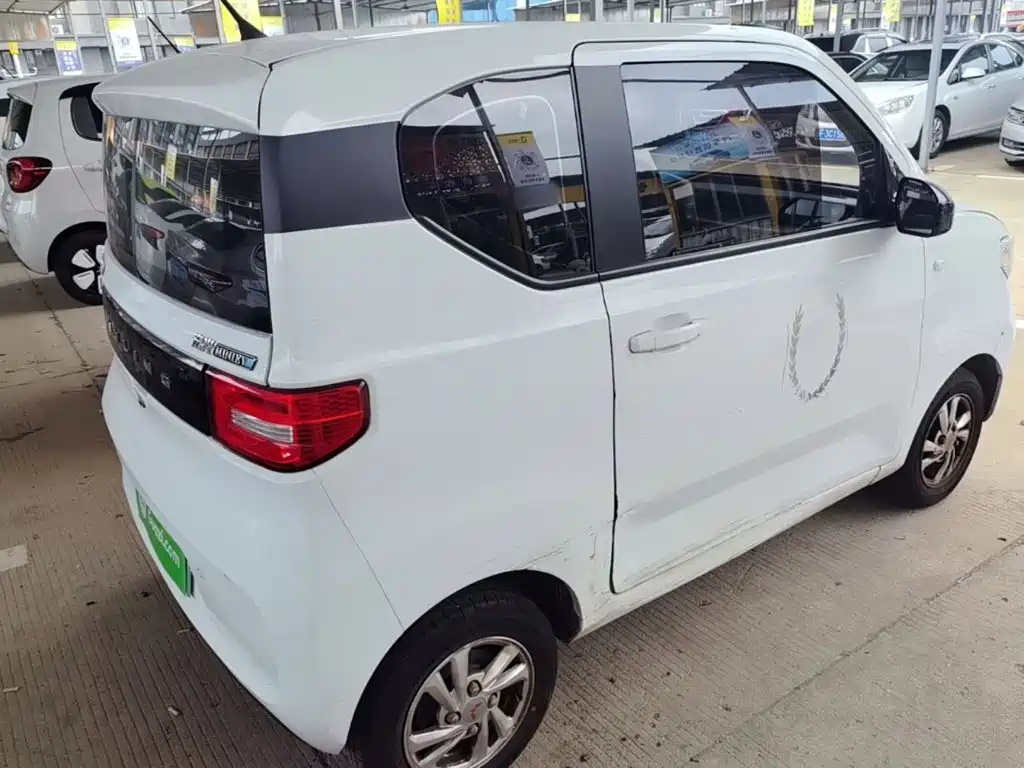 Wuling MINIEV — миниатюра 7