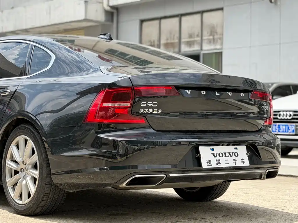 Volvo S90 2020 T5 Luxury