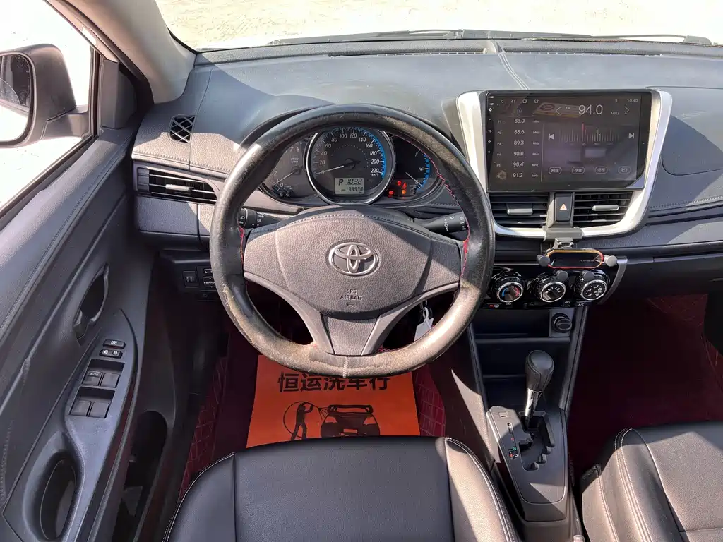 Toyota Yaris L — миниатюра 11