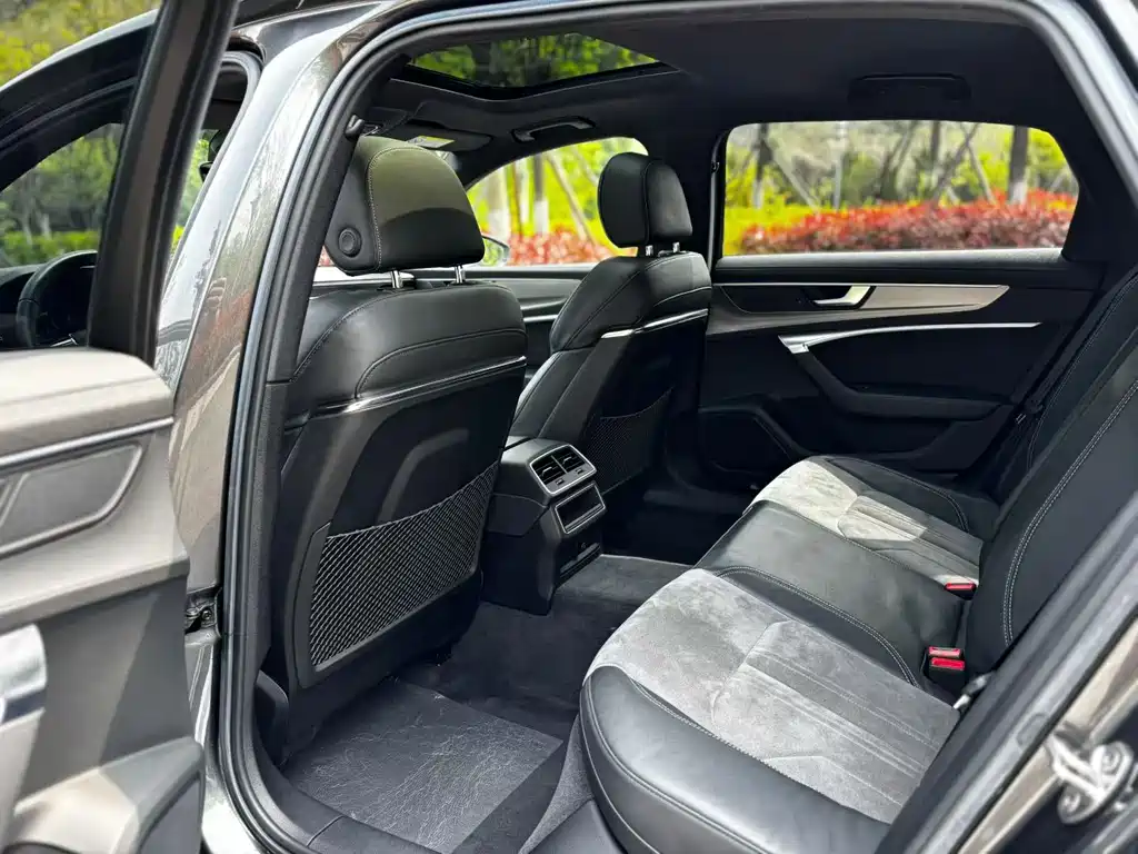 Audi A6L — миниатюра 6
