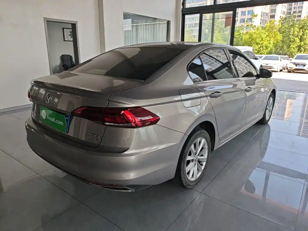 Volkswagen Bora — миниатюра 7