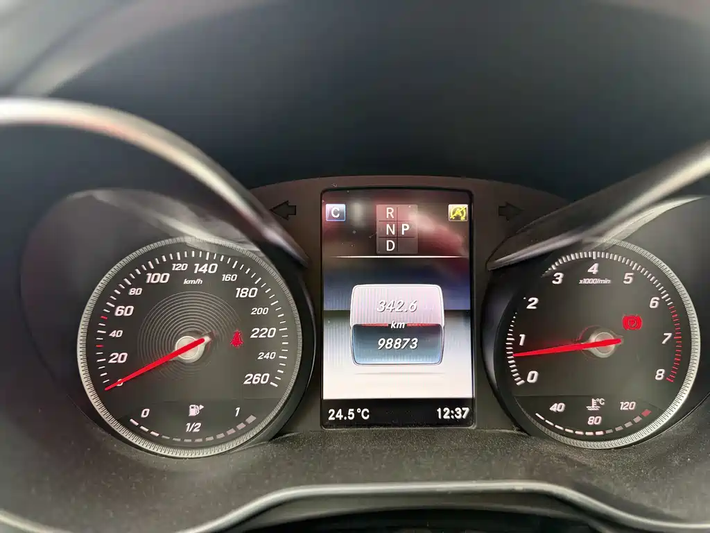 Mercedes-Benz C-Class — миниатюра 17