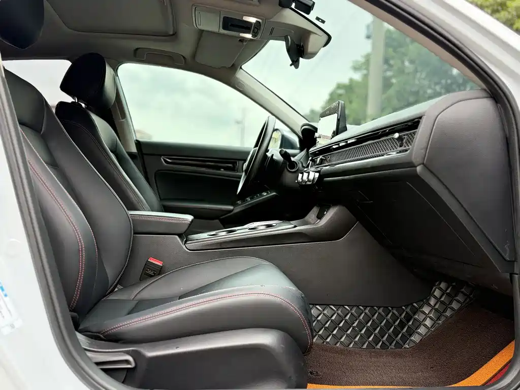Honda Civic — миниатюра 24