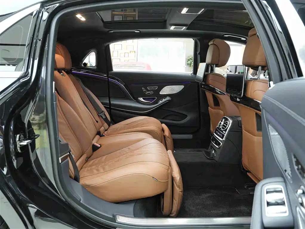 Mercedes-Benz S-Class — миниатюра 13