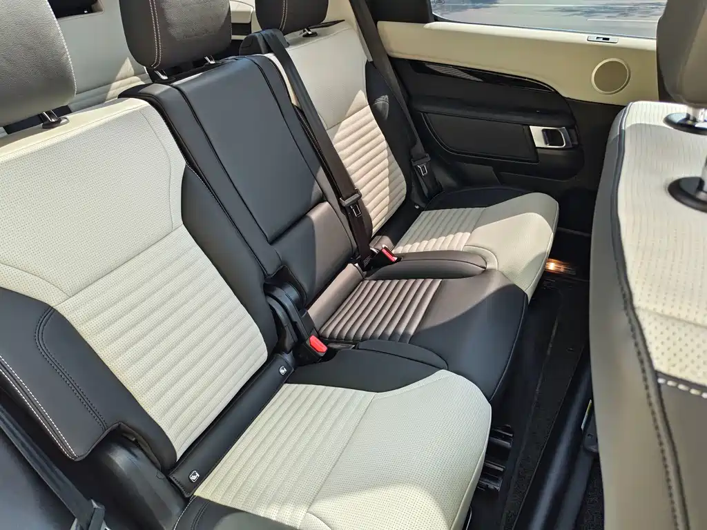 Land Rover Discovery — миниатюра 31