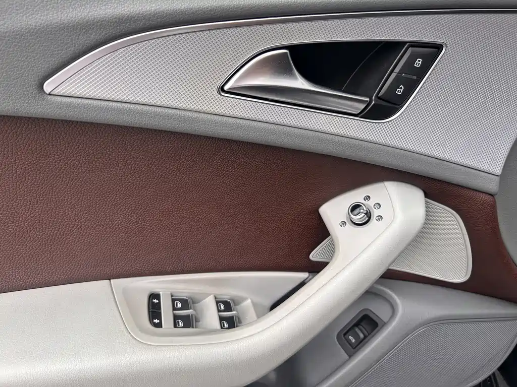 Audi A6L — миниатюра 13