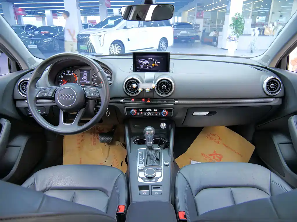 Audi A3 — миниатюра 10