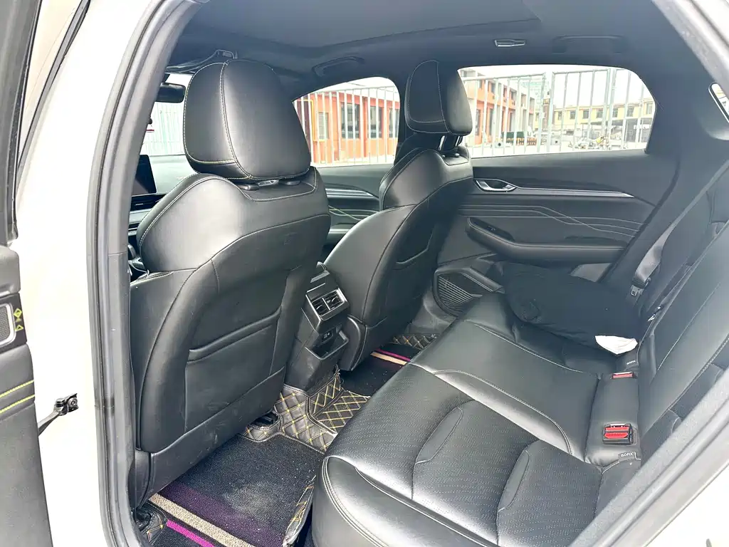 GEELY AUTOMOBILE XINGRUI