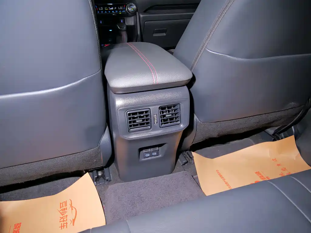 Toyota Wildlander New Energy — миниатюра 14