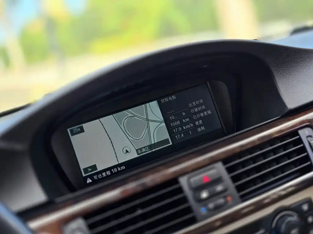 BMW 3 Series — миниатюра 18